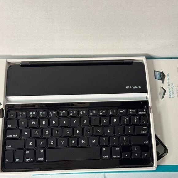 Logitech Ultrathin Keyboard Cover designed for iPad 2, iPad new in box - Picture 3 of 3